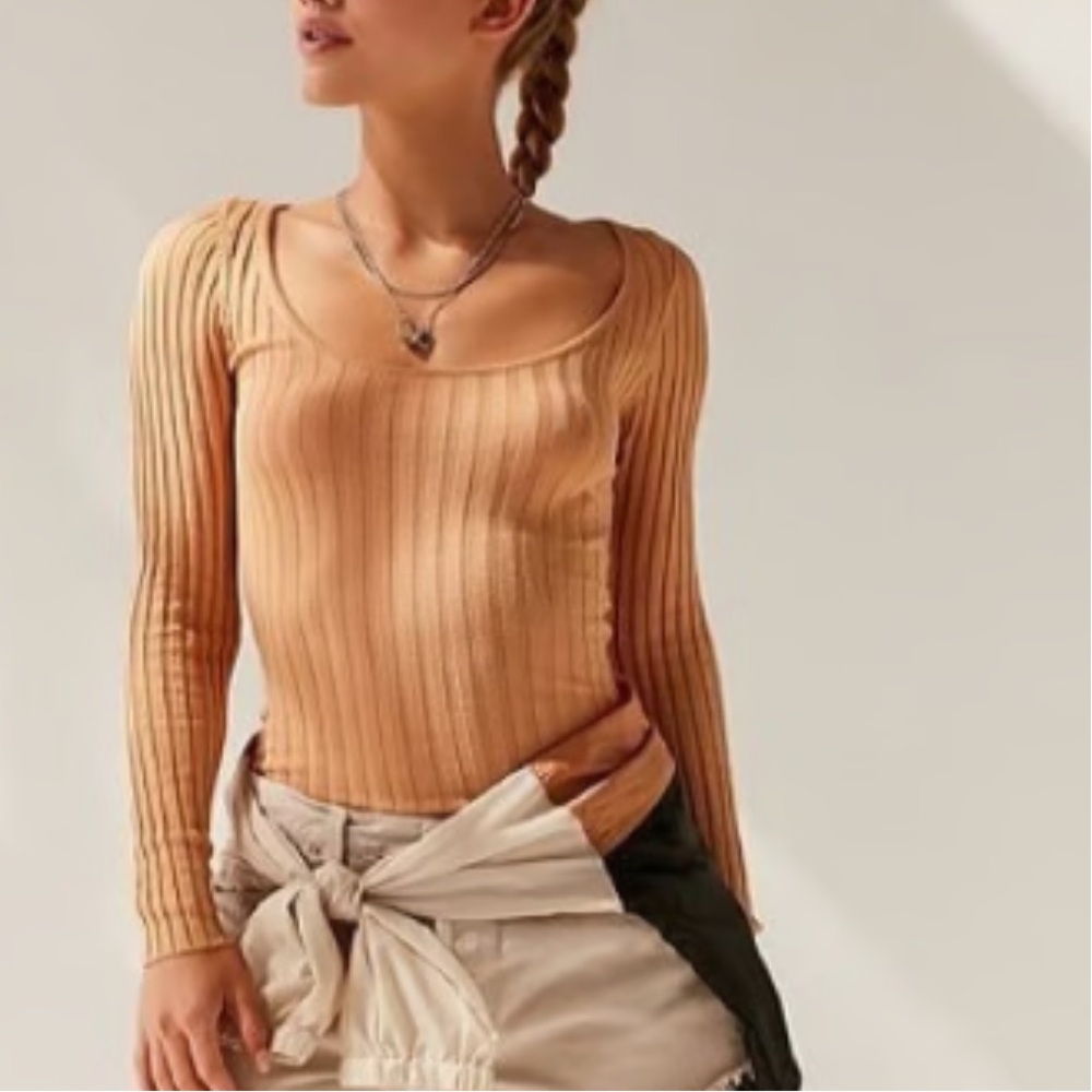 Urban Outfitters Ribbed Gold Scoop-neck Long-sleeve Sweater | Small